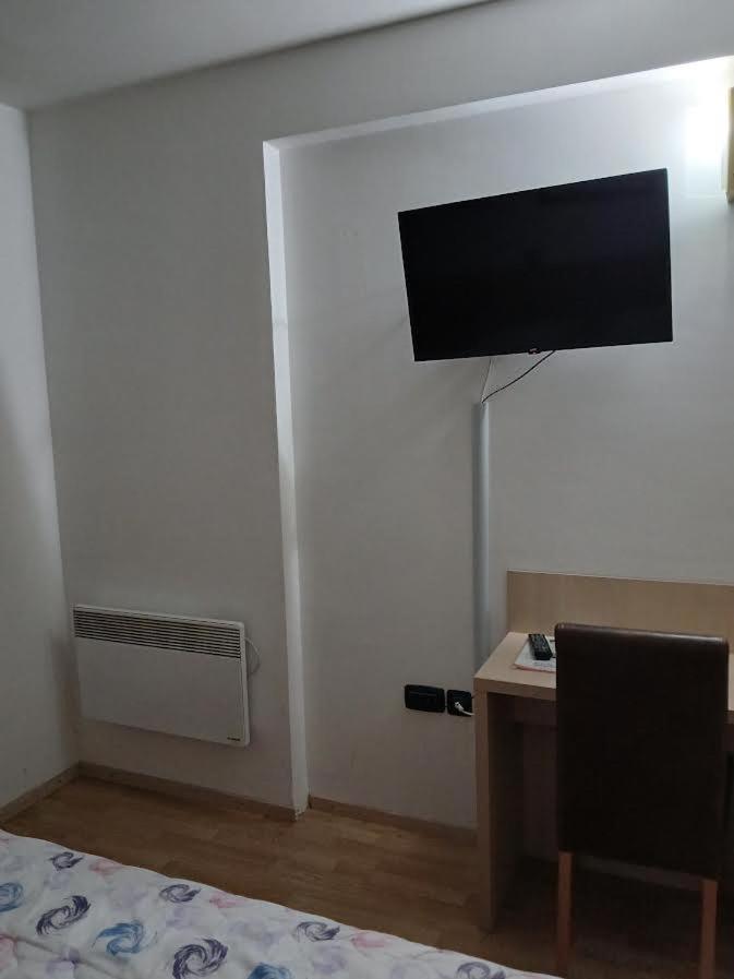 Hotel Viv Trebinje Eksteriør bilde