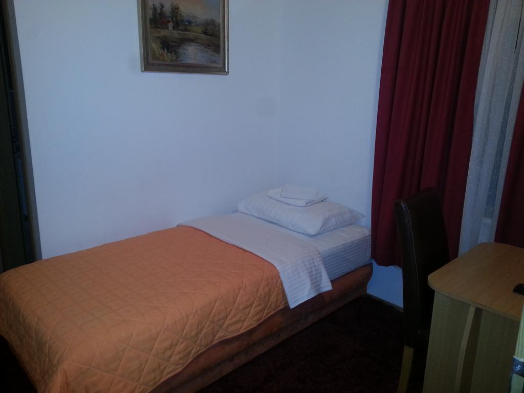Hotel Viv Trebinje Eksteriør bilde