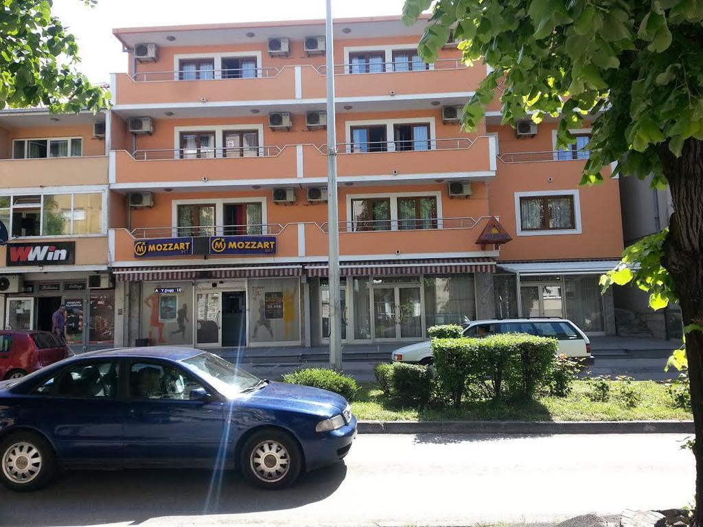 Hotel Viv Trebinje Eksteriør bilde