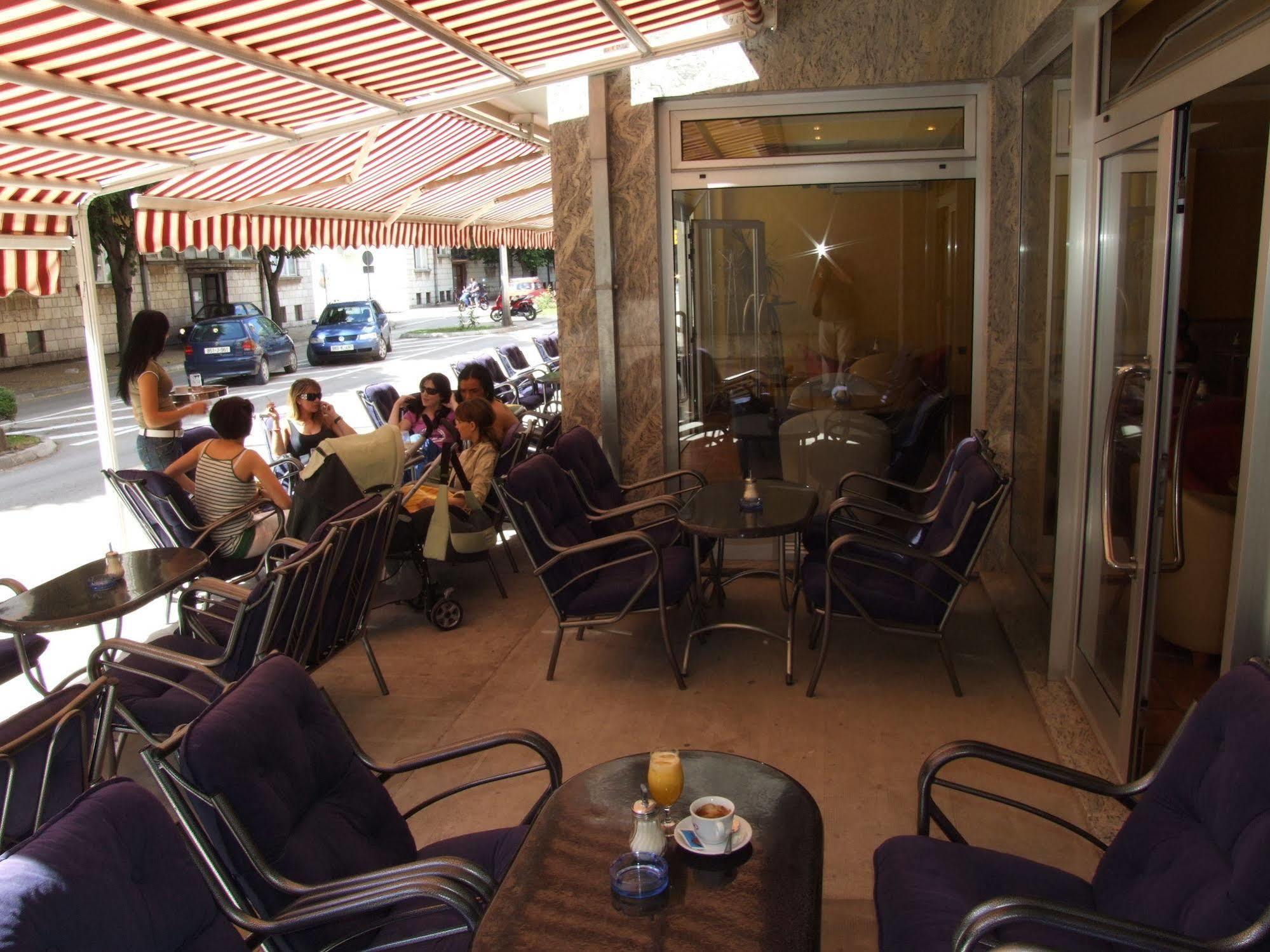 Hotel Viv Trebinje Eksteriør bilde